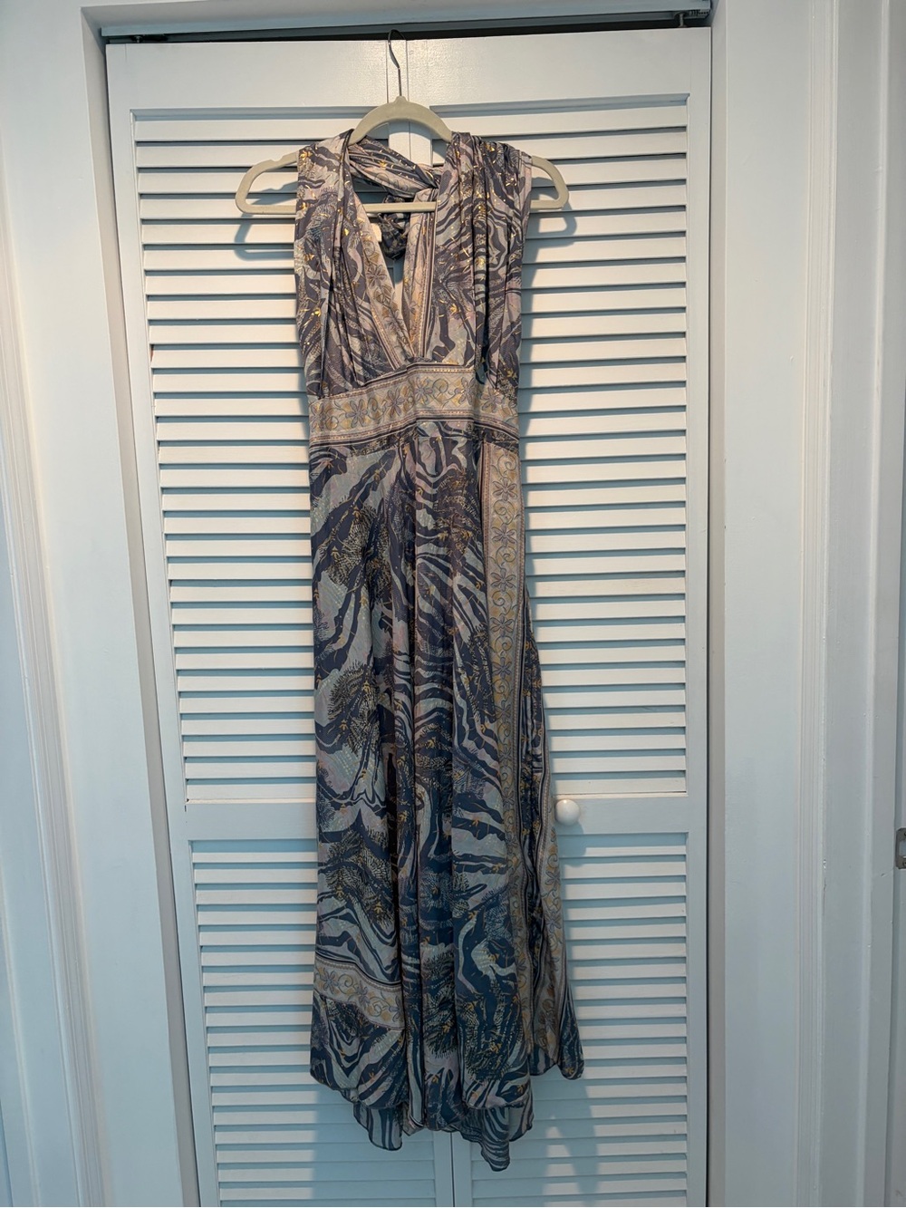NWOT Miami Beach Multiple Ways to Wear  Patterned Maxi Dress in Navy and Beige
